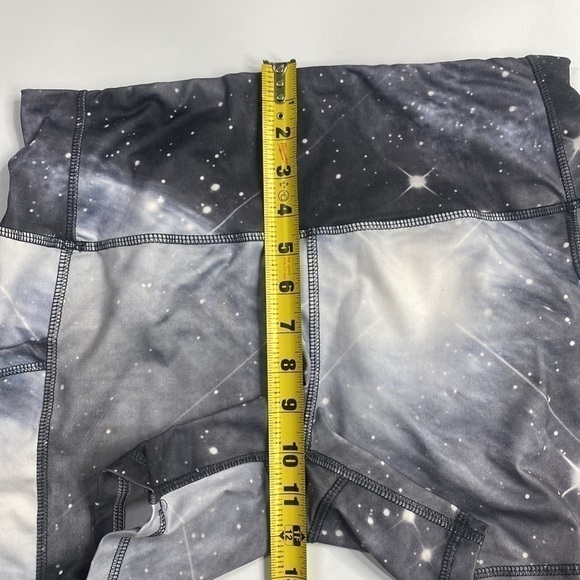 Munvot Space Galaxy Work Out Shorts XL - Picture 4 of 8